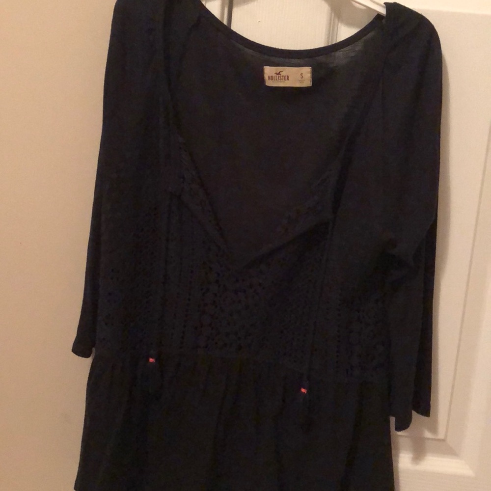 Small black hollister Lacey shirt